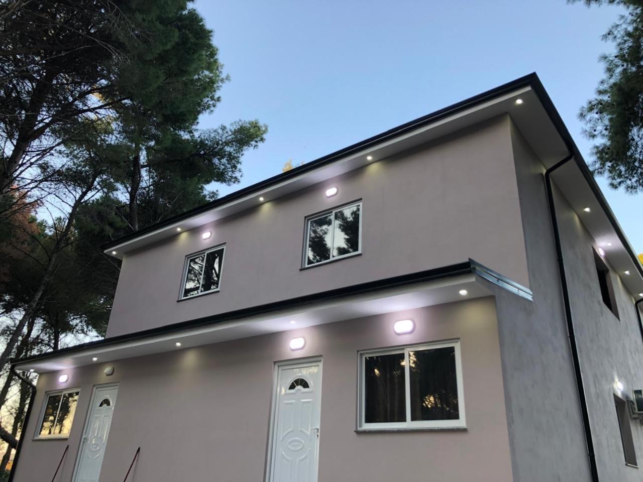 Vila Topi Vlorë Exteriör bild