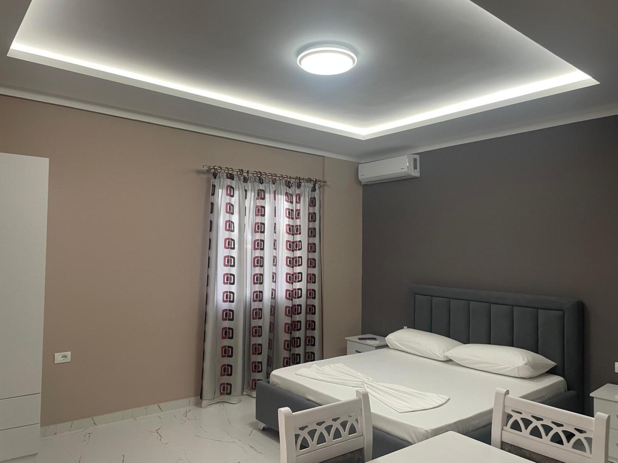 Vila Topi Vlorë Exteriör bild